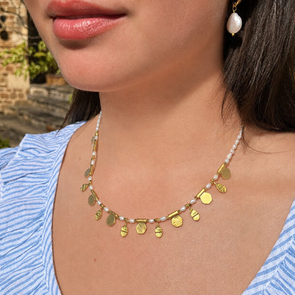 Lily Necklace in Pearl