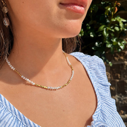 Lyra Necklace in Pearl