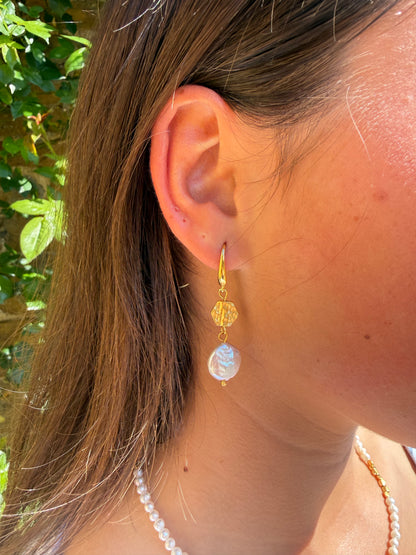 Aurora Small Pearl Earrings